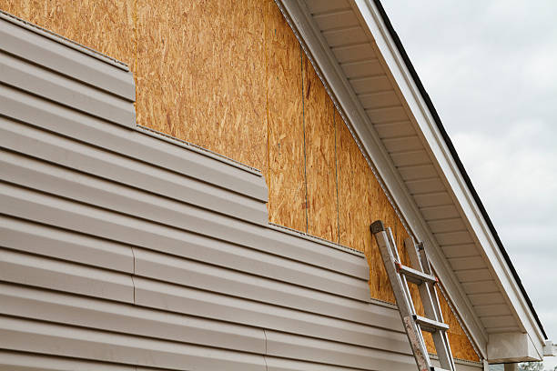 24/7 Emergency Vinyl Siding experts in Platteville, CO
